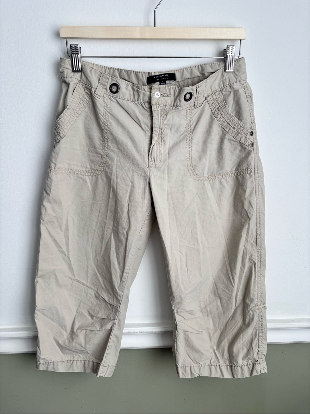 Casual Women’s Beige Capris Pants - Lightweight Comfortable Staple Piece- Size 6
